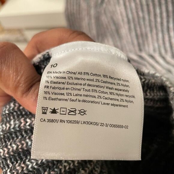 Lululemon Sweater Womens 10 Cotton Blend Mockneck Black Lavender - Picture 4 of 6